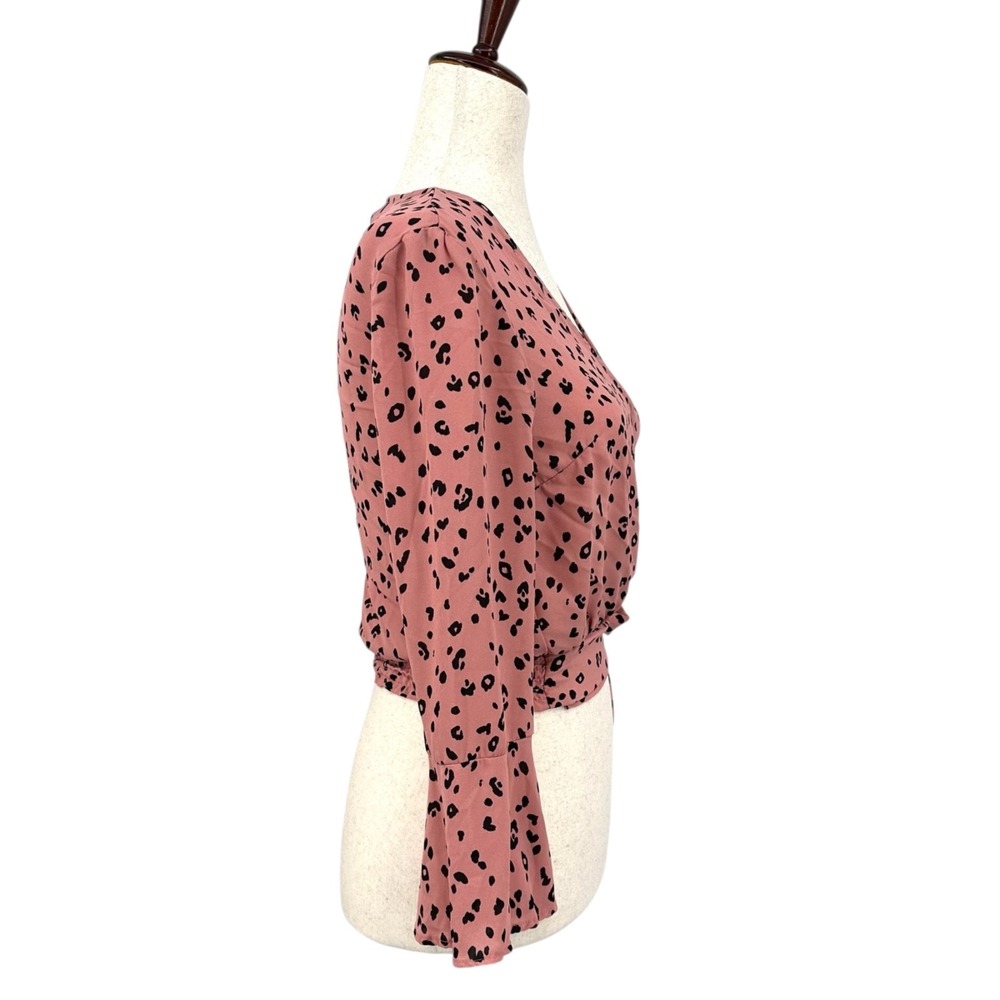 DIVIDED by H&M Women's 2 Pink & Black Leopard Print Wrap Crop Top Bell Sleeves - Picture 3 of 11